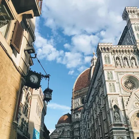 900 Toscana Florence