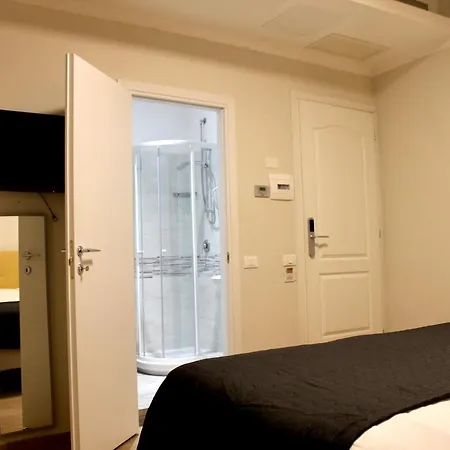 900 Toscana 2* Florence